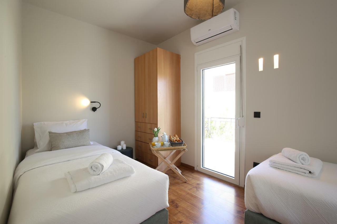Little Small Villa In Psychiko, Atenas Exterior foto